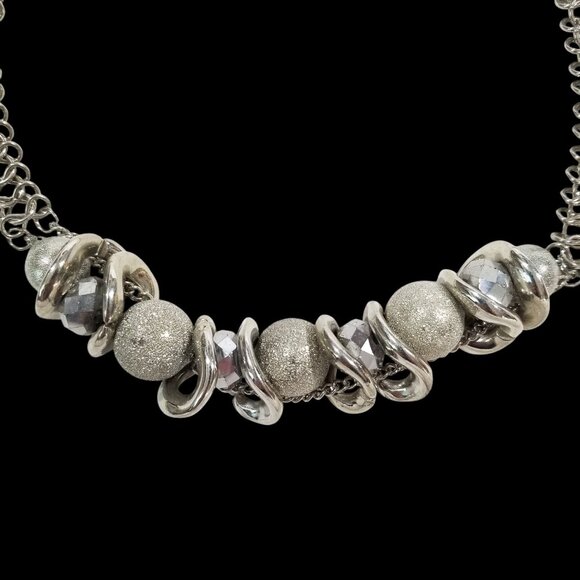 Sparkly Choker Necklace with Iridescent Crystals and Other Shiny Things. - Picture 4 of 9